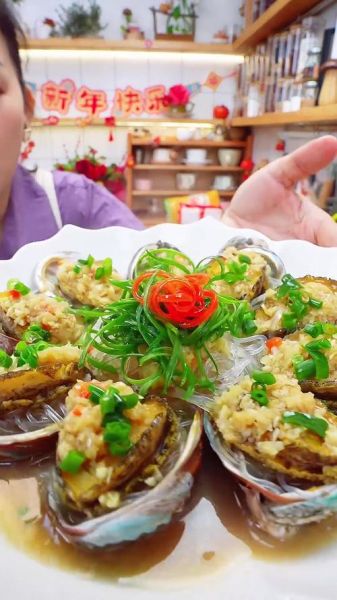 粉丝蒜蓉蒸鲍鱼怎么做_蒜蓉粉丝鲍鱼蒸多久