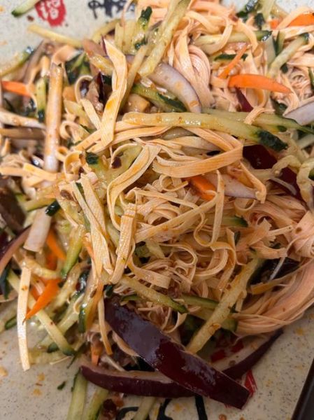 凉拌菜怎么做才好吃_家常凉拌菜做法大全