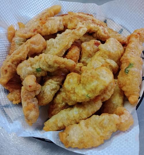 炸小酥肉的家常做法_怎么炸才酥脆不回软