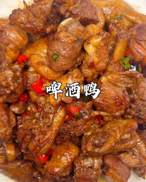 啤酒烧鸭怎么做_啤酒烧鸭的家常做法