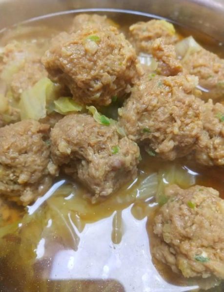 水煮肉丸子怎么做_水煮肉丸子用什么肉