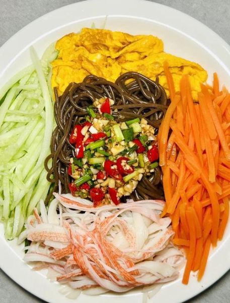 荞麦面怎么煮不糊_荞麦面凉拌酱汁怎么调