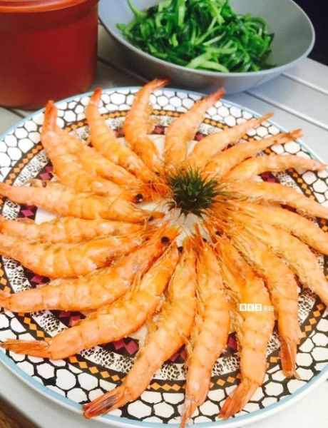 盐水煮大虾怎么做_盐水虾煮几分钟才刚好