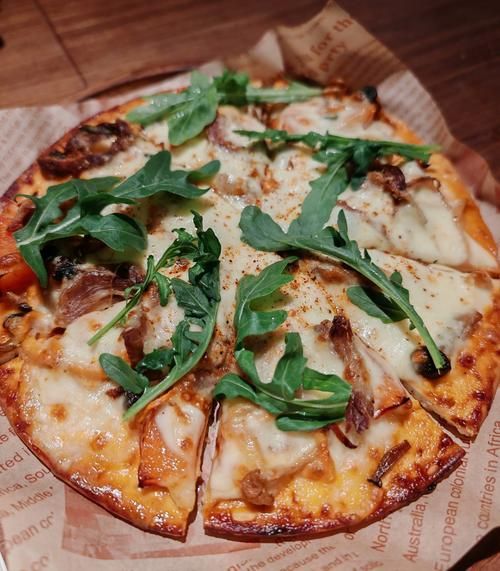 牛肉披萨怎么做_牛肉披萨的做法步骤