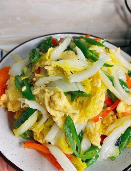 蛋黄娃娃菜怎么做_蛋黄娃娃菜的家常做法