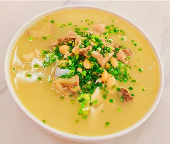 芸豆怎么做好吃_芸豆炖排骨的做法