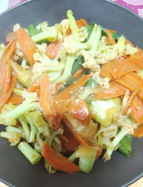 清炒菜花怎么炒好吃_家常做法步骤