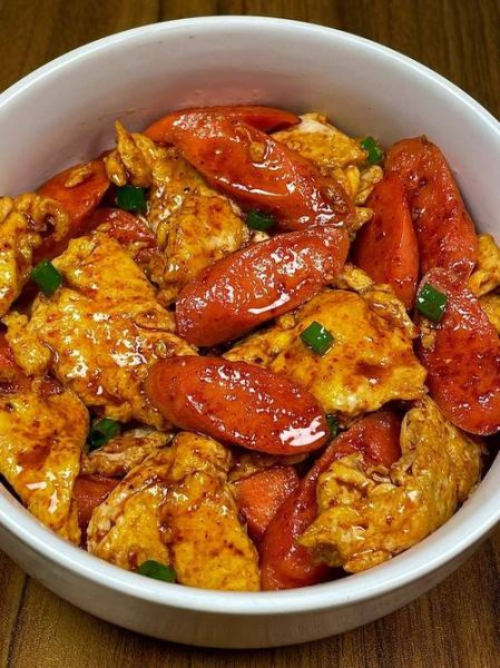 炒火腿肠怎么炒好吃_火腿肠炒什么配菜最香