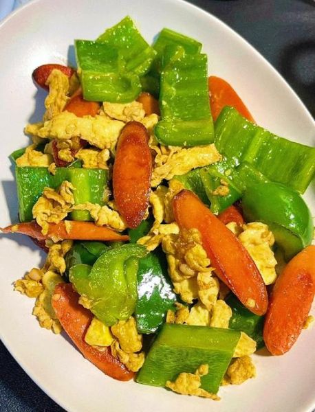 炒火腿肠怎么炒好吃_火腿肠炒什么配菜最香