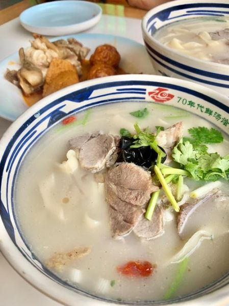 羊肉烩面怎么做好吃_家常羊肉烩面做法