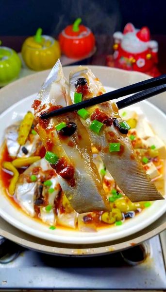 红烧鲳鱼怎么做好吃_家常红烧鲳鱼的做法步骤