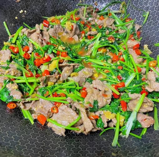 香辣牛肉怎么做_香辣牛肉最正宗的做法