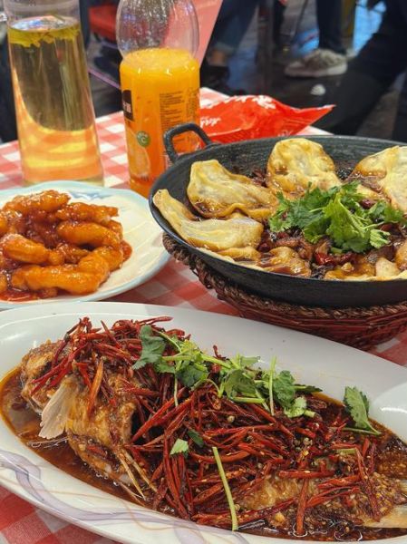 徐州蒜爆鱼怎么做_正宗蒜爆鱼做法步骤