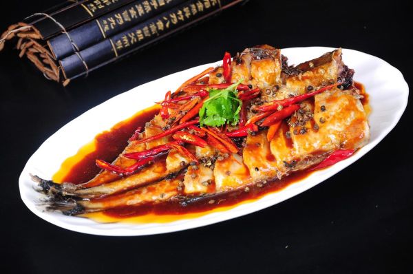 草鱼怎么做好吃又简单_草鱼的家常做法大全