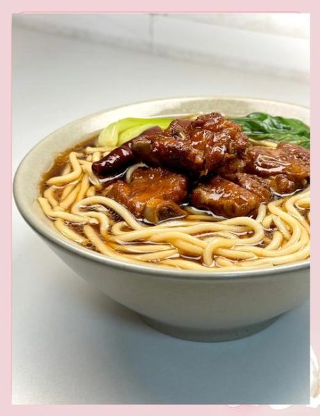 排骨面怎么做好吃_家常排骨面做法步骤