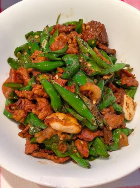 辣椒炒肉怎么炒好吃_正宗辣椒炒肉做法