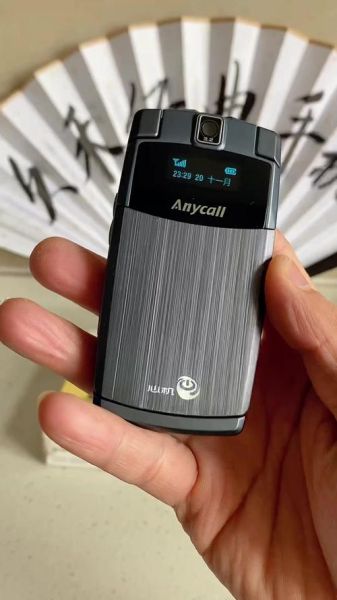 三星翻盖手机老款有哪些_三星老款翻盖机还能买到吗