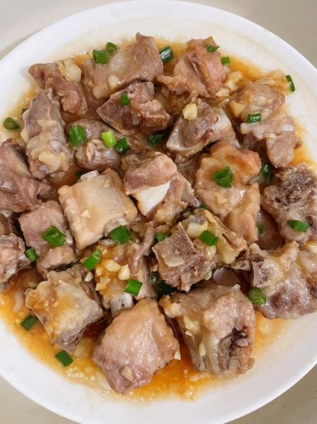 蒜蓉排骨怎么做_蒜蓉排骨的家常做法