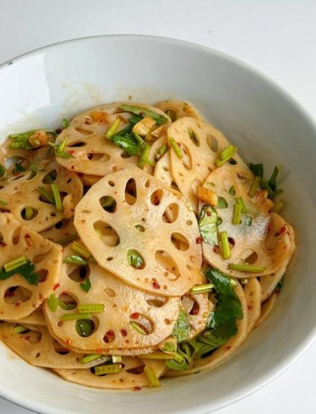 酸辣藕片怎么做才脆_酸辣藕片用白醋还是陈醋