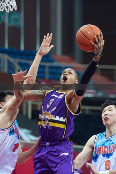 nba手机搜狐怎么看直播_nba手机搜狐免费观看方法