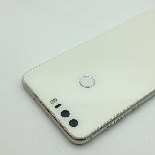 荣耀8值得买吗_荣耀8现在还值得入手吗