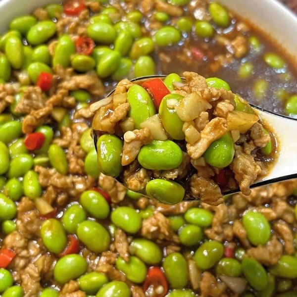 毛豆炒肉怎么做_毛豆炒肉需要焯水吗