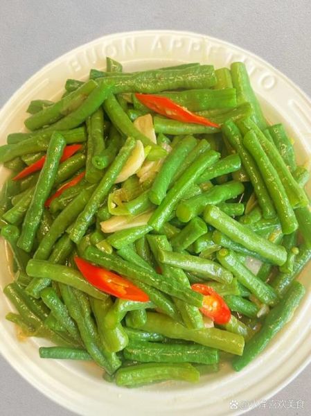 素炒豆角怎么做_豆角焯水几分钟才脆绿