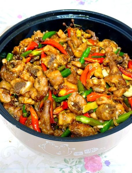 四川青椒辣子鸡怎么做_家常做法窍门