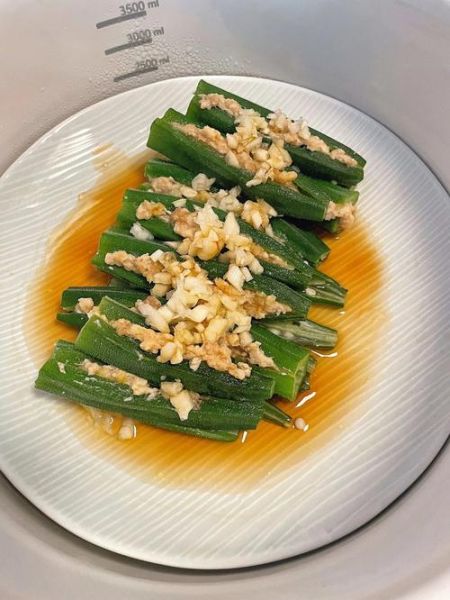 秋葵蒸着吃怎么做_蒸秋葵几分钟口感最好
