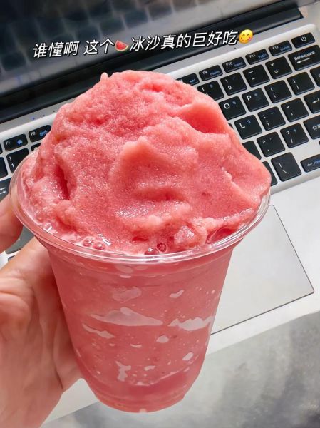 西瓜冰沙怎么做_西瓜冰沙需要哪些材料