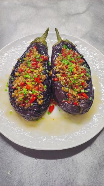 蒜蓉茄子怎么做_蒜蓉茄子蒸多久才软糯