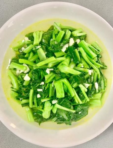 菜心怎么炒才脆_菜心焯水几分钟