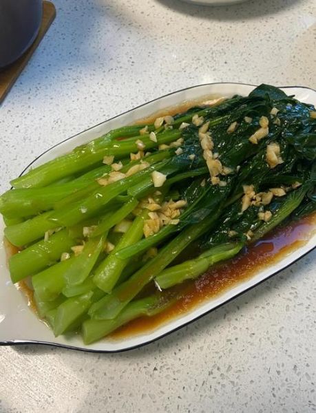 菜心怎么炒才脆_菜心焯水几分钟