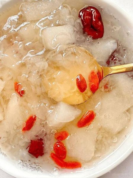 银耳怎么泡发_银耳汤的正确做法