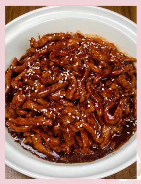 家常京酱肉丝怎么做_京酱肉丝用哪个部位肉