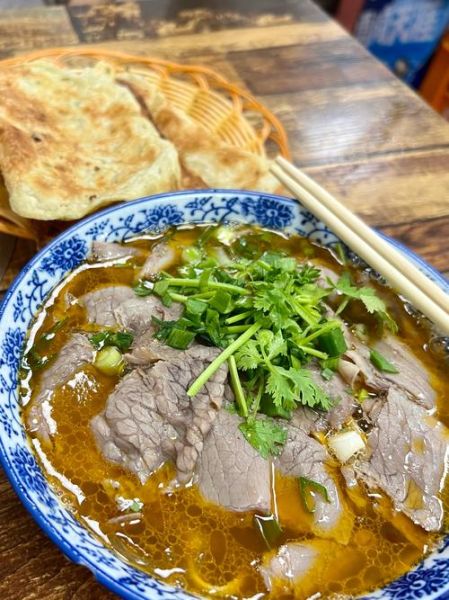 牛肉汤的做法及配料_牛肉汤怎么炖才好吃