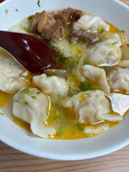 饺子配什么菜好吃_饺子配什么汤最解腻