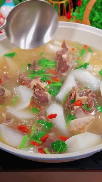 炖牛排骨的家常做法_怎样炖牛排骨软烂不柴