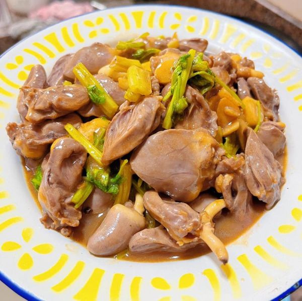 鸡心怎么炒好吃_鸡心去腥方法