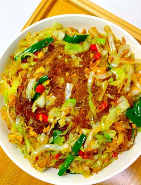 粉丝炒包菜家常做法_粉丝炒包菜怎么做好吃