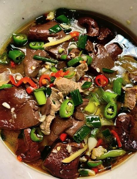 猪血怎么做好吃_家常猪血做法大全