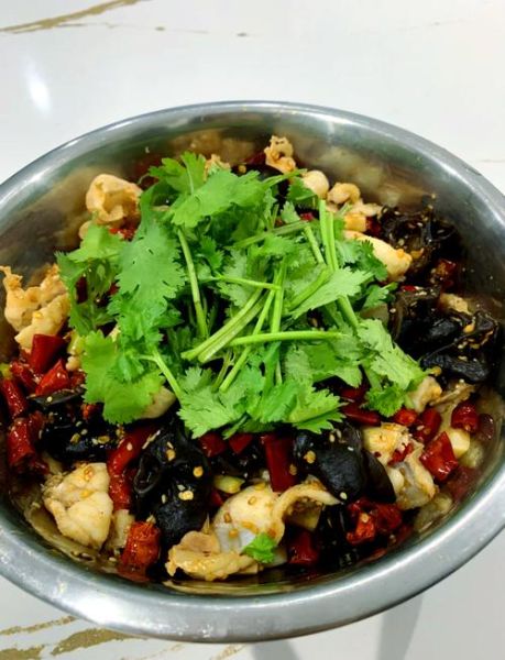 干锅脆鱼怎么做_干锅脆鱼用什么鱼最好