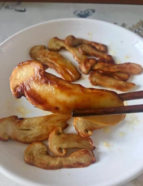 黄油煎松茸怎么做_松茸怎么煎才香