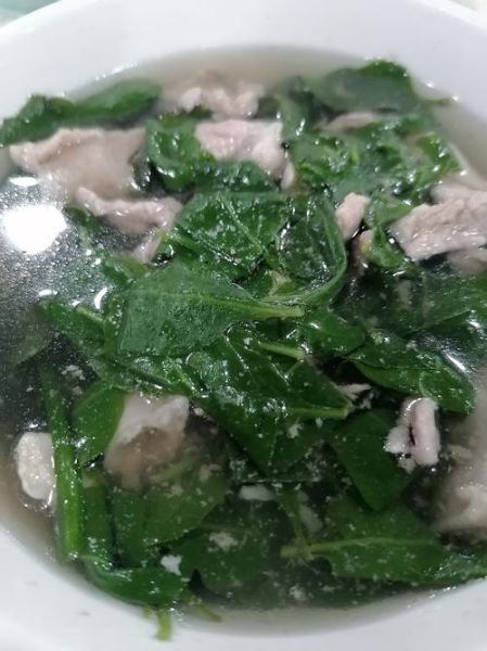 枸杞叶瘦肉汤的做法_枸杞叶瘦肉汤的功效