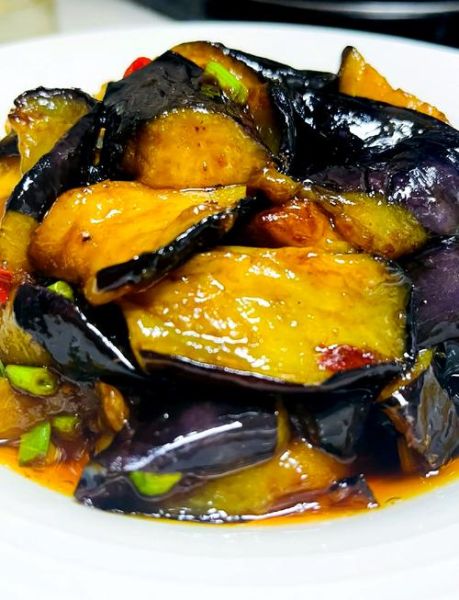 酱茄子怎么做才好吃_家常酱茄子做法