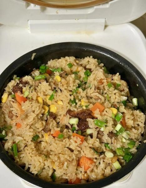 咸米饭的家常做法_咸米饭怎么做才香