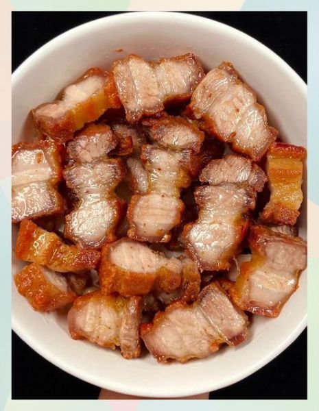 白灼五花肉怎么做才脆嫩_正宗白灼五花肉做法