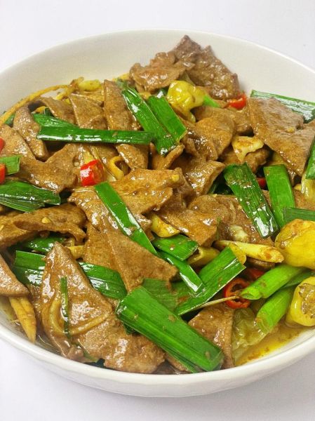 炒猪肝怎么炒才嫩_炒猪肝要不要焯水