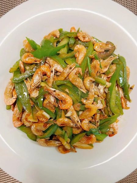 辣椒炒虾怎么炒好吃_家常做法步骤