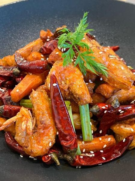 辣椒炒虾怎么炒好吃_家常做法步骤